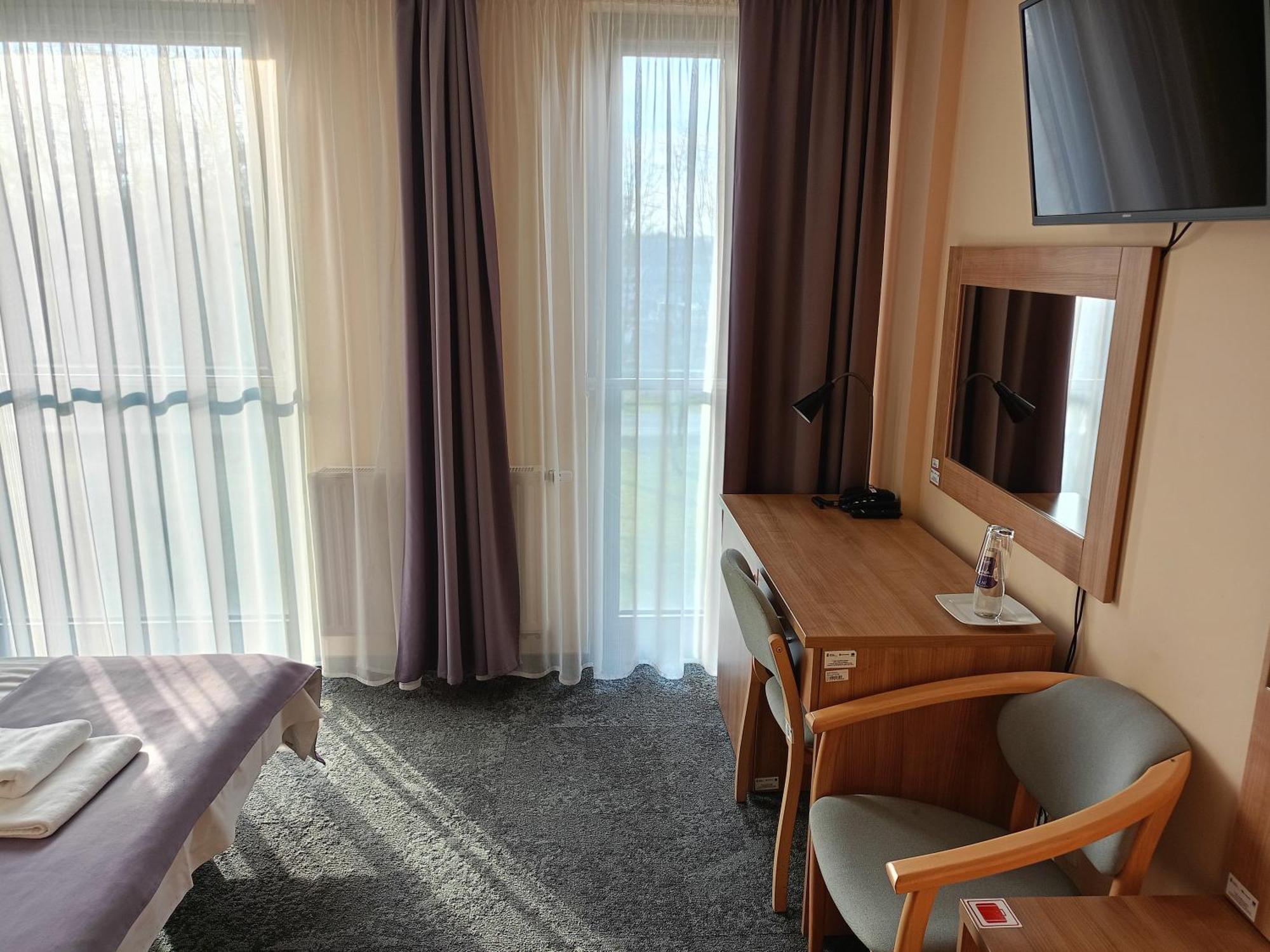 Hotel Olimpijski Oswiecim Dış mekan fotoğraf